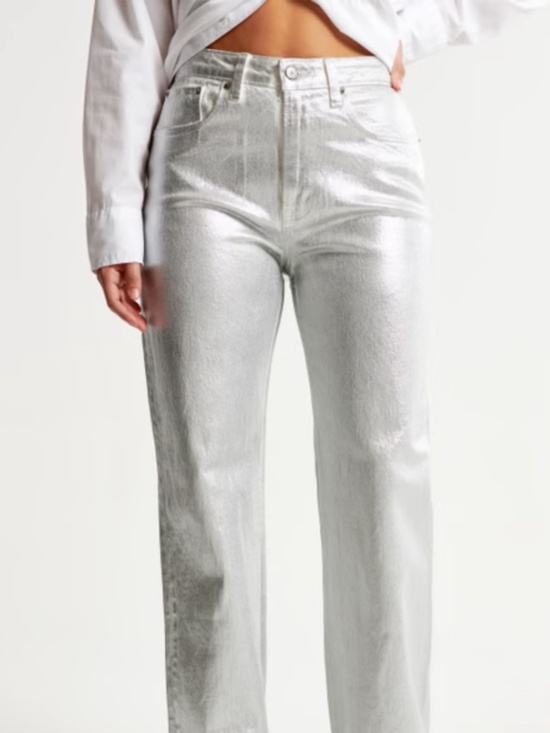 Abercrombie & Fitch Curve Love The ’90s Straight Ultra High Rise Metallic Pants - Picture 2 of 13